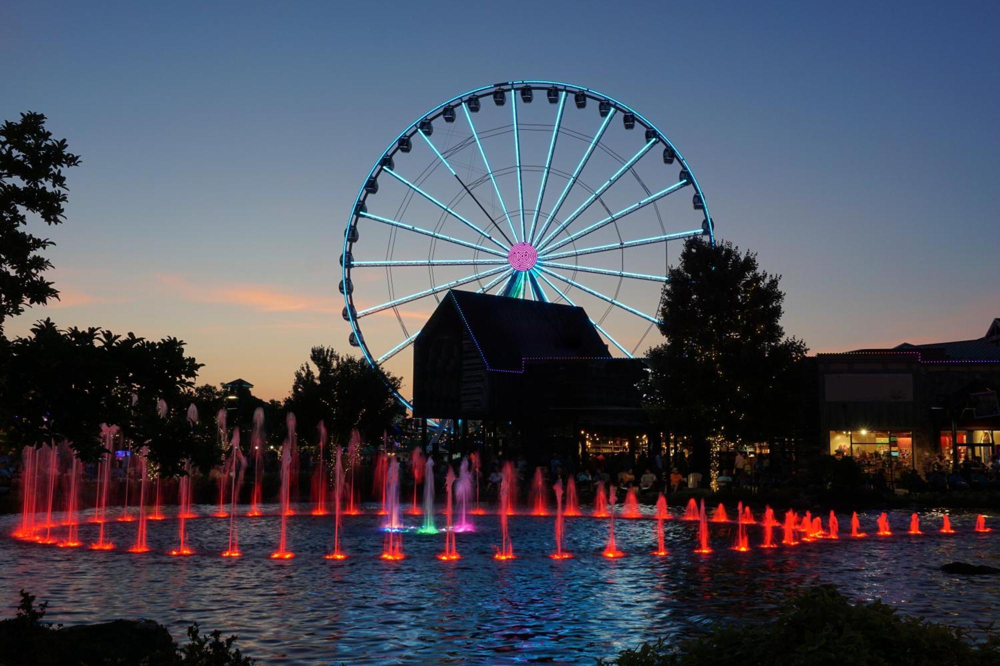 Lazy Bear Lodge, Hot Tub, Resort Pool, Wifi, 1089 Free Tickets Each Paid Day, Dollywood And More Gatlinburg Buitenkant foto